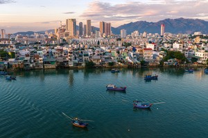 Hạ tầng bứt phá kéo theo đội ngũ chuyên gia dịch chuyển về Nha Trang làm việc, sinh sống. Ảnh: Minh Tú