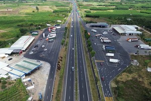 Thương nhân đầu mối và phân phối được yêu cầu đảm bảo cung ứng xăng dầu cho tuyến cao tốc TP.HCM - Long Thành - Dầu Giây. 