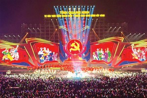 Các chương trình nghệ thuật chất lượng đang dần định hình sự phát triển công nghiệp văn hóa của Quảng Ninh phù hợp với xu thế chung của cả nước (Ảnh: Thanh Tùng) 