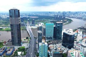 Luật Đầu tư 2025 cho phép nhà đầu tư lựa chọn thủ tục đầu tư đặc biệt đối với dự án tại khu công nghiệp, khu chế xuất, khu công nghệ cao, khu công nghệ số tập trung, khu thương mại tự do, trung tâm tài chính quốc tế và khu chức năng trong khu kinh tế (trừ trường hợp phải chấp thuận chủ trương đầu tư) 