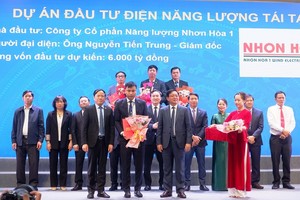Công ty cổ phần Đầu tư Xây dựng Trung Nam nhận bản ghi nhớ đầu tư dự án điện gió, điện mặt trời tại Gia Lai. 