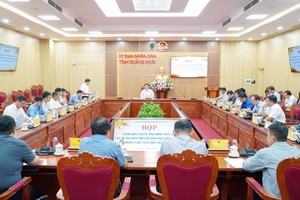 Lãnh đạo UBND tỉnh Quảng Ngãi làm việc với các sở, ngành, chủ đầu tư về tình hình thực hiện dự án thủy điện dự kiến đưa vào vận hành trong năm 2026.