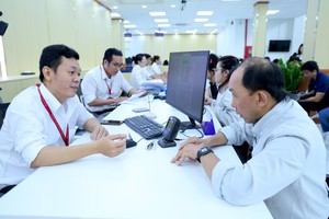 TP.HCM điều động, biệt phái công chức, viên chức có trình độ chuyên môn sâu lĩnh vực công nghệ thông tin, tài chính - kế toán... về hỗ trợ các địa phương.