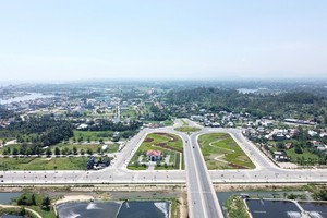 Quảng Ngãi đang đẩy nhanh tiến độ thực hiện Dự án Đường ven biển Dung Quất - Sa Huỳnh.