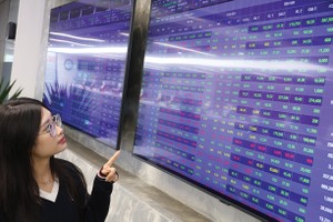Cú huých mới cho thị trường chứng khoán