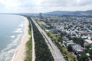 Đà Nẵng nghiên cứu mở rộng tuyến đường ven biển Nguyễn Tất Thành. Ảnh: N.T