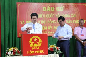 Rộn ràng ngày bầu cử ở Cần Thơ
