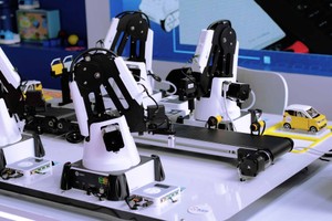 TP.HCM đặt mục tiêu huy động 1.000 tỷ đồng kiều hối vào năm 2027 thông qua các công cụ tài chính như chứng chỉ tiền gửi xanh, chứng chỉ tiền gửi công nghệ và quỹ đầu tư vào khoa học công nghệ.