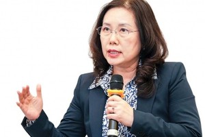 Bà Đỗ Thị Thúy Hương, Phó chủ tịch, Tổng thư ký Hiệp hội Doanh nghiệp điện tử Việt Nam 