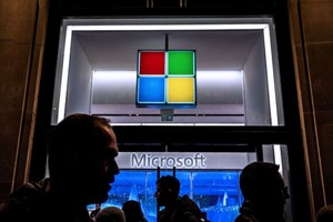 Rất nhiều người nghĩ các quyết định tài chính lớn trong các Big Tech Mỹ được đưa ra trong các phòng họp sang trọng, bởi những vị lãnh đạo với tầm nhìn thiên tài. Thực tế thì khác hẳn!