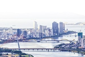 Trung tâm Tài chính quốc tế và Khu thương mại tự do: Kích hoạt động lực tăng trưởng mới 