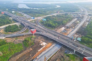 TP.HCM cần huy động 1,18 triệu tỷ đồng vốn đầu tư xã hội để đạt tăng trưởng hai con số trong năm 2026. Ảnh: Lê Toàn. 