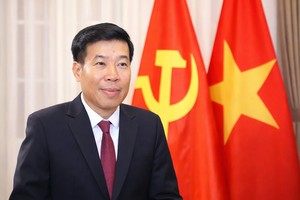 Thứ trưởng Bộ Ngoại giao Nguyễn Mạnh Cường.