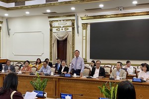 Ông Phạm Văn Triêm, Chủ tịch Hiệp hội Doanh nghiệp nhỏ và vừa TP.HCM (HCM-SME) chia sẻ tại buổi làm việc.