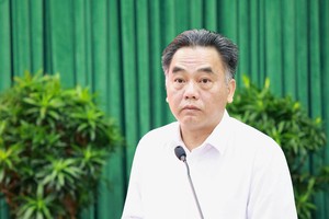 Ông Nguyễn Lộc Hà, Phó chủ tịch Thường trực UBND TP.HCM phát biểu tại hội nghị.