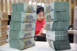 Lãi suất cho vay hoạt động sản xuất - kinh doanh hiện ở mức 10 - 12 %/năm