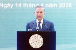 Tổng Bí thư, Chủ tịch nước Tô Lâm phát biểu chính sách tại Đại học Thanh Hoa. (Ảnh: THỐNG NHẤT/TTXVN)