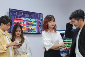 Trong mỗi mùa đại hội cổ đông, câu chuyện cổ tức luôn là tâm điểm thảo luận