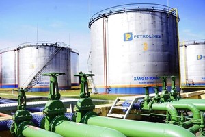 Chi nhập dầu thô và xăng dầu thành phẩm nửa đầu tháng 4/2026 tiếp đà tăng vọt, xấp xỉ 1,25 tỷ USD.