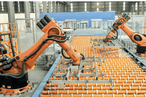 Sản xuất và tiêu thụ kính nổi của doanh nghiệp Việt Nam đã có sự khởi sắc nhờ áp dụng biện pháp phòng vệ thương mại tạm thời. (Ảnh: internet)