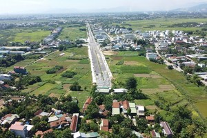 Dự án Đường nối từ cầu Thạch Bích đến Tịnh Phong có tổng vốn đầu tư gần 700 tỷ đồng. 