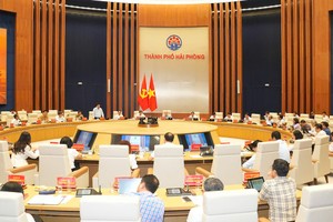 Quang cảnh Phiên họp thường kỳ tháng 4/2026