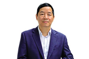 TS. Vũ Thành Tự Anh, Giảng viên Trường Chính sách công và Quản lý Fulbright 