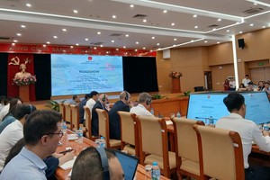 Một góc buổi roadshow tại Trụ sở Bộ Xây dựng.