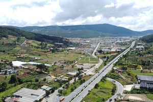 Lâm Đồng lập 6 tổ công tác đôn đốc tiến độ giải ngân đầu tư công 2026 