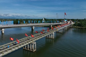 Di tích quốc gia đặc biệt Đôi bờ Hiền Lương - Bến Hải, nơi diễn ra chương trình khai mạc Lễ hội Vì Hoà bình năm 2026.