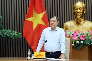 Ủy viên Bộ Chính trị, Phó Thủ tướng Thường trực Chính phủ Phạm Gia Túc, Trưởng Ban Chỉ đạo Nhà nước các chương trình, công trình, dự án quan trọng quốc gia, trọng điểm ngành năng lượng (Ban Chỉ đạo) đã chủ trì cuộc họp nghe báo cáo về tình hình triển khai và giải pháp thực hiện Điều chỉnh Quy hoạch phát triển điện lực quốc gia thời kỳ 2021-2030, tầm nhìn đến năm 2050 và tình hình thực hiện các dự án quan trọng quốc gia, trọng điểm ngành năng lượng. 