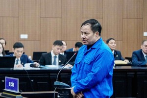 Cựu Thẩm phán Vũ Văn Tú từng bị TAND TP. Hà Nội tuyên án 2 năm tù trong phiên tòa sơ thẩm hồi cuối năm 2025.
