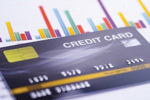Phân khúc bán lẻ từng giúp nhiều ngân hàng mở rộng NIM đáng kể nay trở thành nguồn áp lực lớn lên chất lượng tài sản