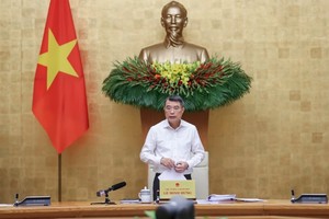 Thủ tướng: Hoàn thiện thể chế, thúc đẩy tăng trưởng và giữ vững ổn định kinh tế vĩ mô 