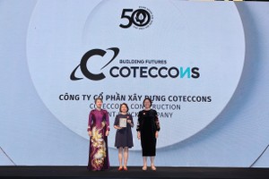 Coteccons (CTD) 4 năm liên tiếp vào Top 50 Doanh nghiệp phát triển bền vững