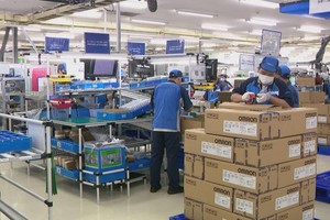 Nhập khẩu hàng công nghệ từ Nhật Bản tăng mạnh nhằm phục vụ cho đơn hàng đã ký. 