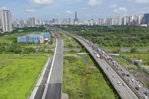 Để bảo đảm hoạt động quản lý nhà nước không bị gián đoạn và không phát sinh khoảng trống pháp lý trong giai đoạn chuyển tiếp, UBND TP.HCM đã chỉ đạo tiếp tục áp dụng quản lý các đồ án quy hoạch hiện hành trên địa bàn Thành phố.
