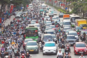 Viễn cảnh Hà Nội có thêm 10 triệu cư dân không chỉ là câu chuyện dân số, mà còn là sự xuất hiện của một thị trường tiêu dùng mới có quy mô khổng lồ (Ảnh: Đức Thanh) 