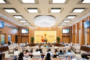 Phiên họp chiều 15/7 của Ủy ban Thường vụ Quốc hội.