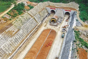 Diễn biến giải ngân vốn đầu tư công trong thời gian gần đây cho thấy xu hướng phục hồi và tăng tốc rất rõ nét. Ảnh: Đức Thanh
