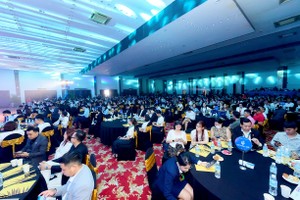 Gần 800 khách mời tham dự lễ ra mắt tòa tháp The Fest 2 với chủ đề “Tâm mạch lễ hội - Nhịp đập phồn vinh”.