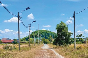Dự án Khu đô thị An Sơn dang dở sau 18 năm triển khai (Ảnh: Thanh Chung) 
