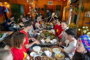 Sảm phẩm du lịch cộng đồng vừa được Sở Du lịch Hà Nội phối hợp với xã Mỹ Đức ra mắt đã hấp dẫn đông đảo du khách trong nước và quốc tế đến trải nghiệm, khám phá.