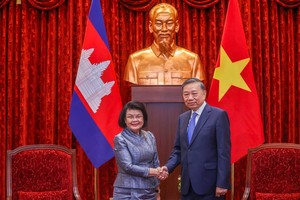 Tổng Bí thư, Chủ tịch nước Tô Lâm tiếp Chủ tịch Quốc hội Vương quốc Campuchia Samdech Khuon Sudary. Ảnh: Đức Thanh.