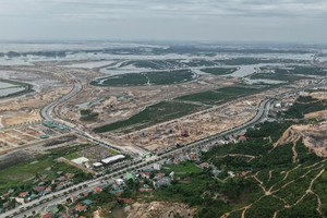 Tỉnh Quảng Ninh đặt mục tiêu hoàn tất toàn bộ công tác giải phóng mặt bằng trước ngày 30/9/2026. Ảnh Tiến Dũng