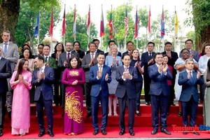 [Ảnh] Lễ Thượng cờ kỷ niệm 59 năm Ngày thành lập ASEAN 