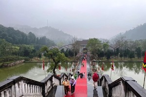 Tỉnh Quảng Ninh đang tập trung quảng bá hình ảnh vùng đất, con người và bản sắc văn hóa Yên Tử đến nhân dân, du khách trong nước và quốc tế. Ảnh: Tiến Dũng