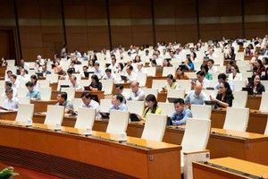 Một phiên họp toàn thể của Quốc hội khóa XVI..