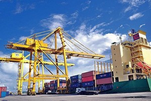 Vượt rào cản thuế quan, xuất khẩu hướng đích 2 con số 
