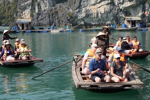 Quảng Ninh đang hướng đến nhóm khách có mức chi tiêu cao. Ảnh: Tiến Dũng